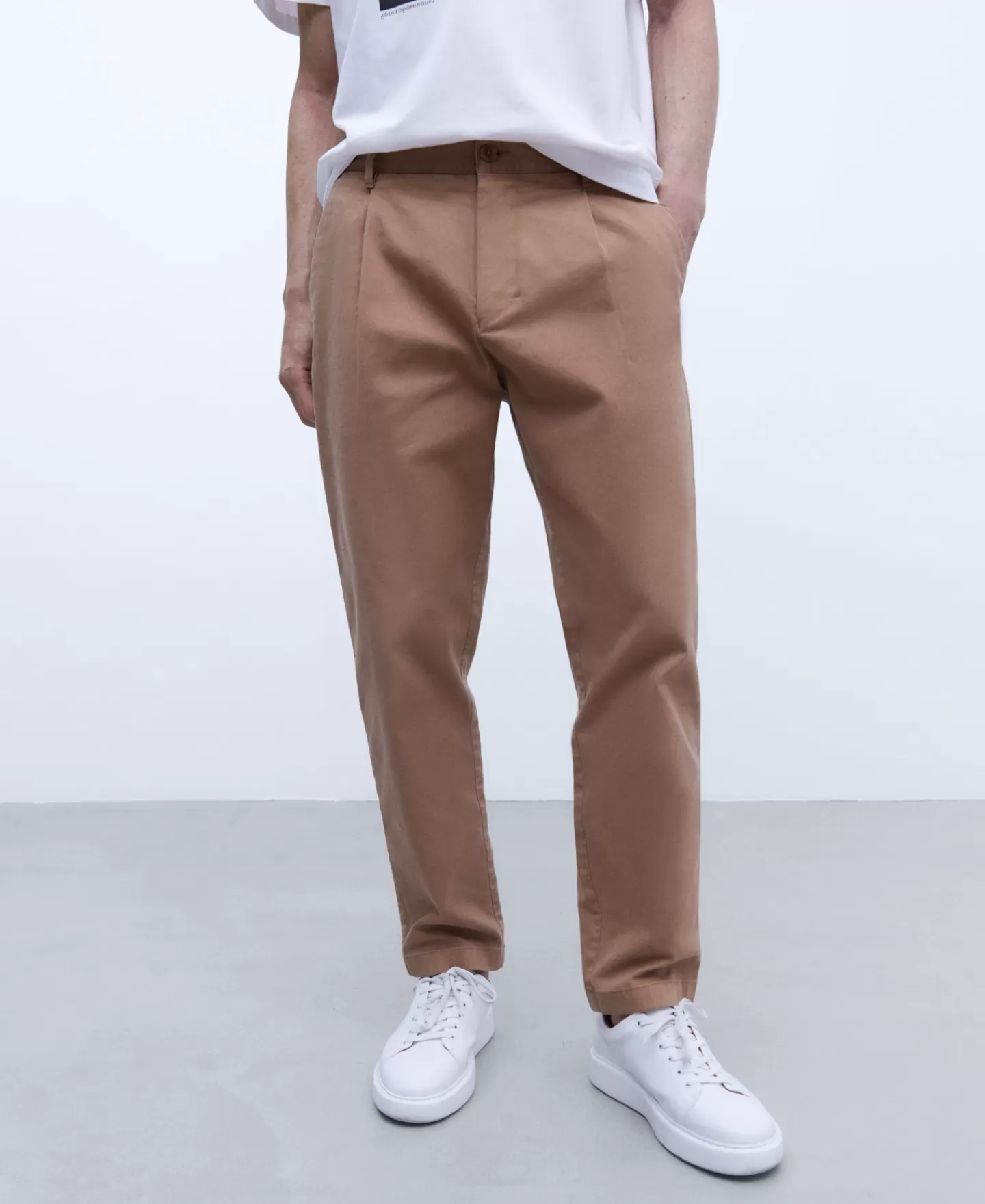 Adolfo Dominguez Pantalones>Pantalon Chino De Pinzas En Algodon Camel